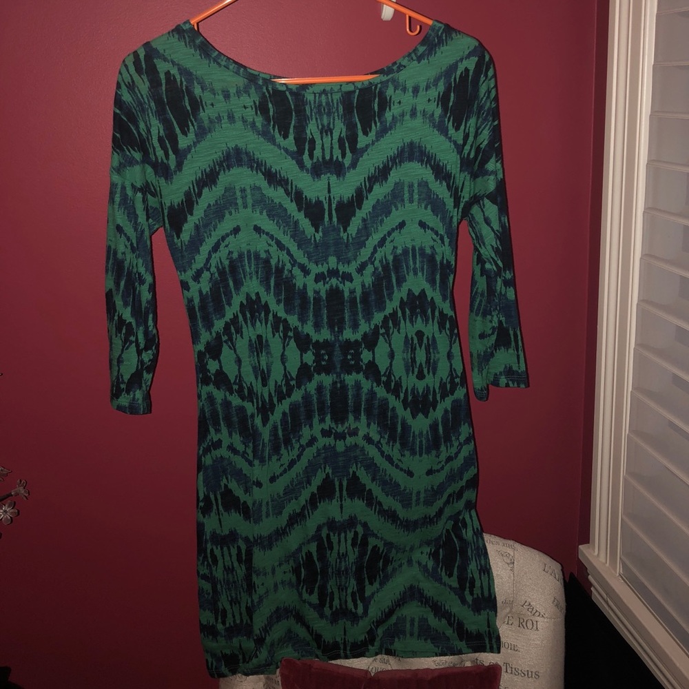Express 3/4 sleeve dress